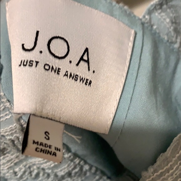 blue JOA ruffle sleeve tank - Picture 4 of 4